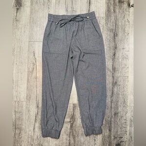 Zara Woman’s Mark Cuffed Jogger Pants B4